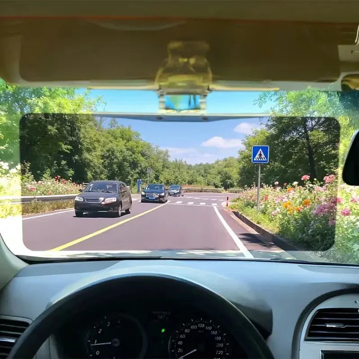 ClearDrive™ Visor Shield 🌤️ — Day & Night Anti-Glare Protection